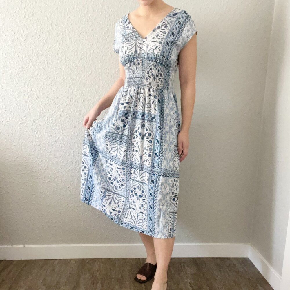 Old Navy Waist-Defined Midi Dress in Blue Paisley